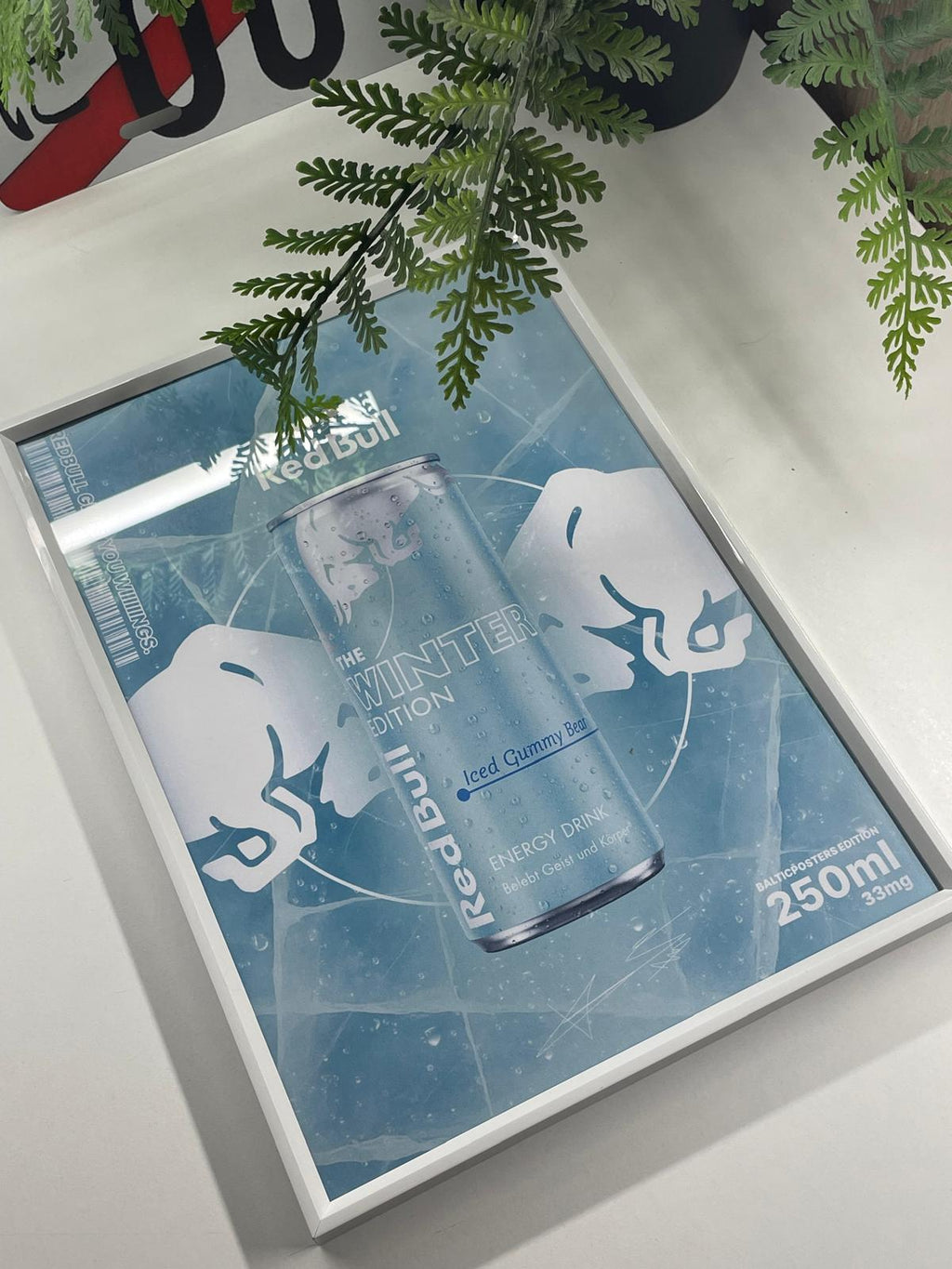 Плакат Red Bull, мармеладный мишка с глазурью, формат А4